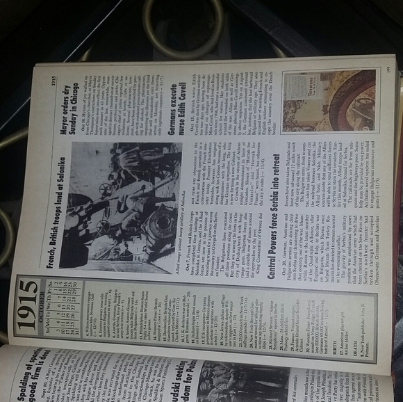 Chronicle of 20 Century book and very full of good information interesting - Picture 2 of 6